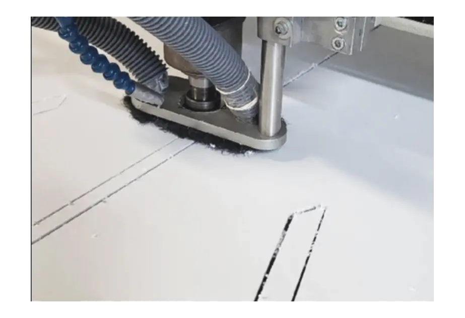 Freesmachine in werking